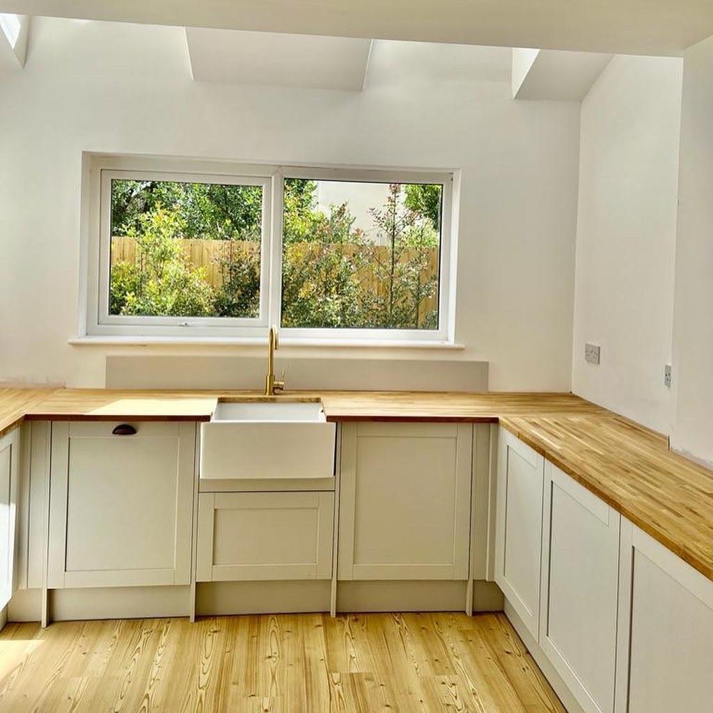 kitchen 2.jpg