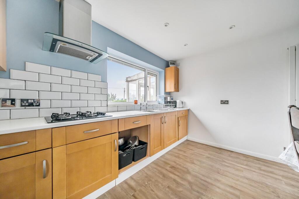 Kitchen cabinets.jpg