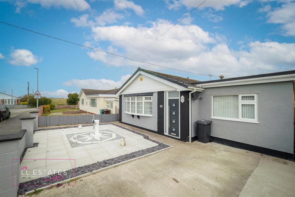 10 betws avenue-2.jpg