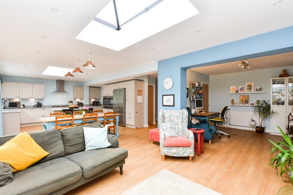 Kitchen/Diner/Family Room