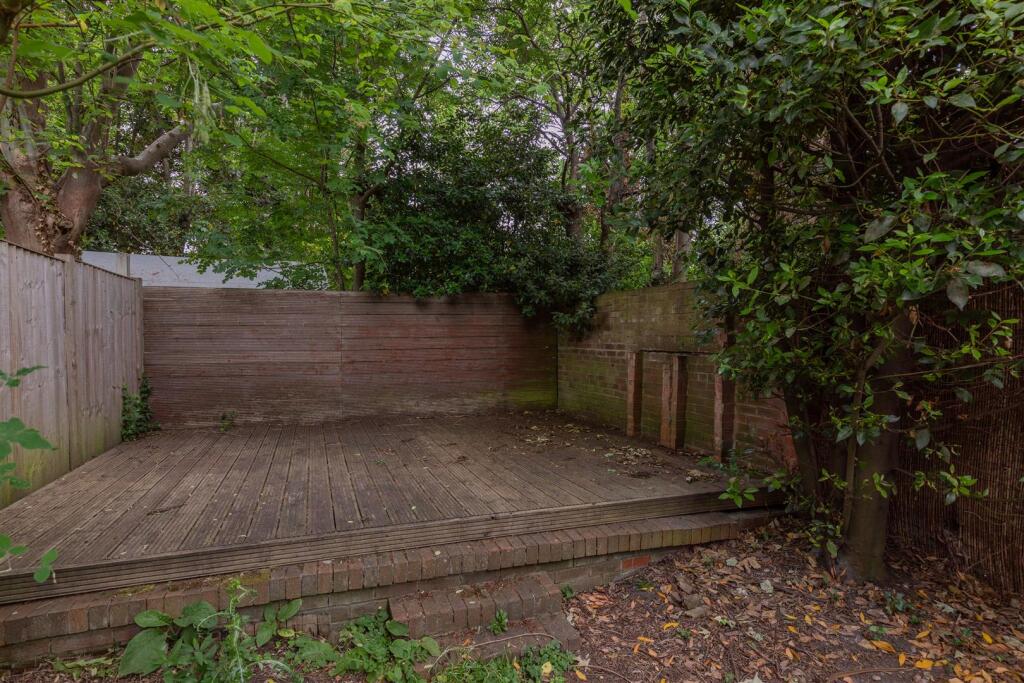 Eden Road, E17