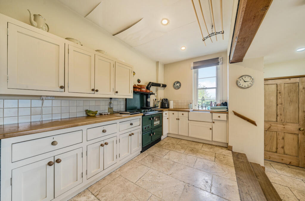 1361446-2-68dd666...