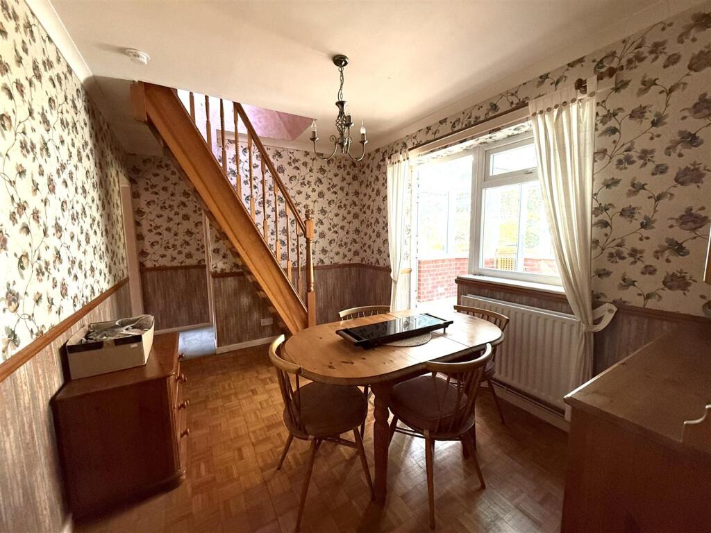 16 the pingle diing.jpeg