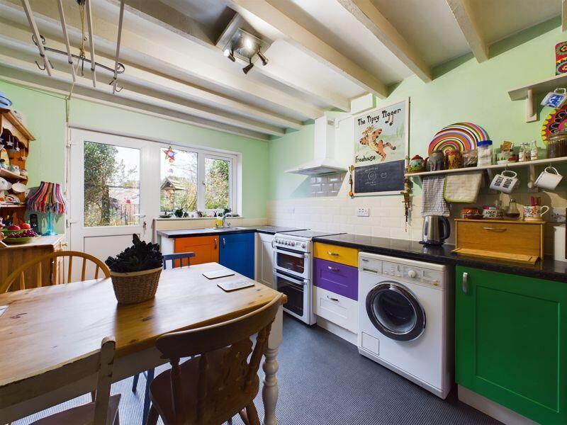 kitchen/breakfast room
