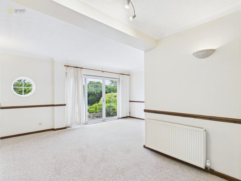 CAM03830G0-PR0202...