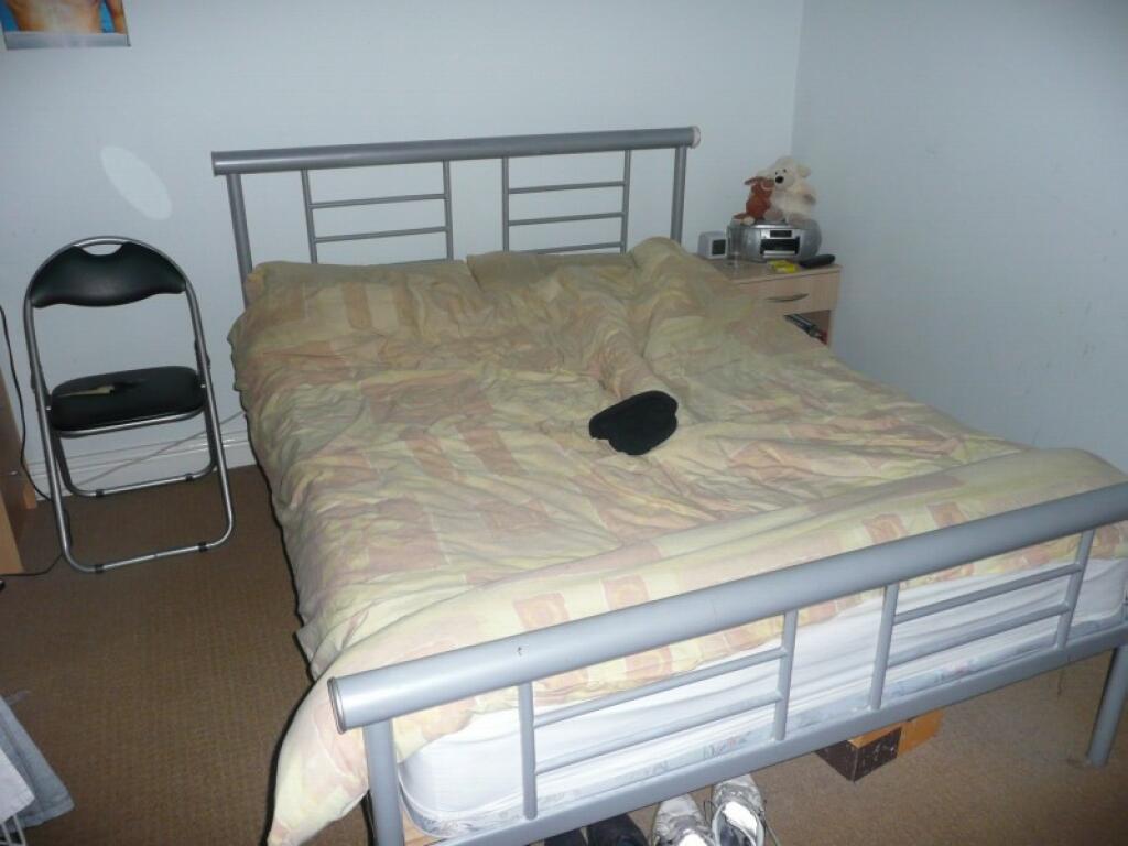 Photograph 4