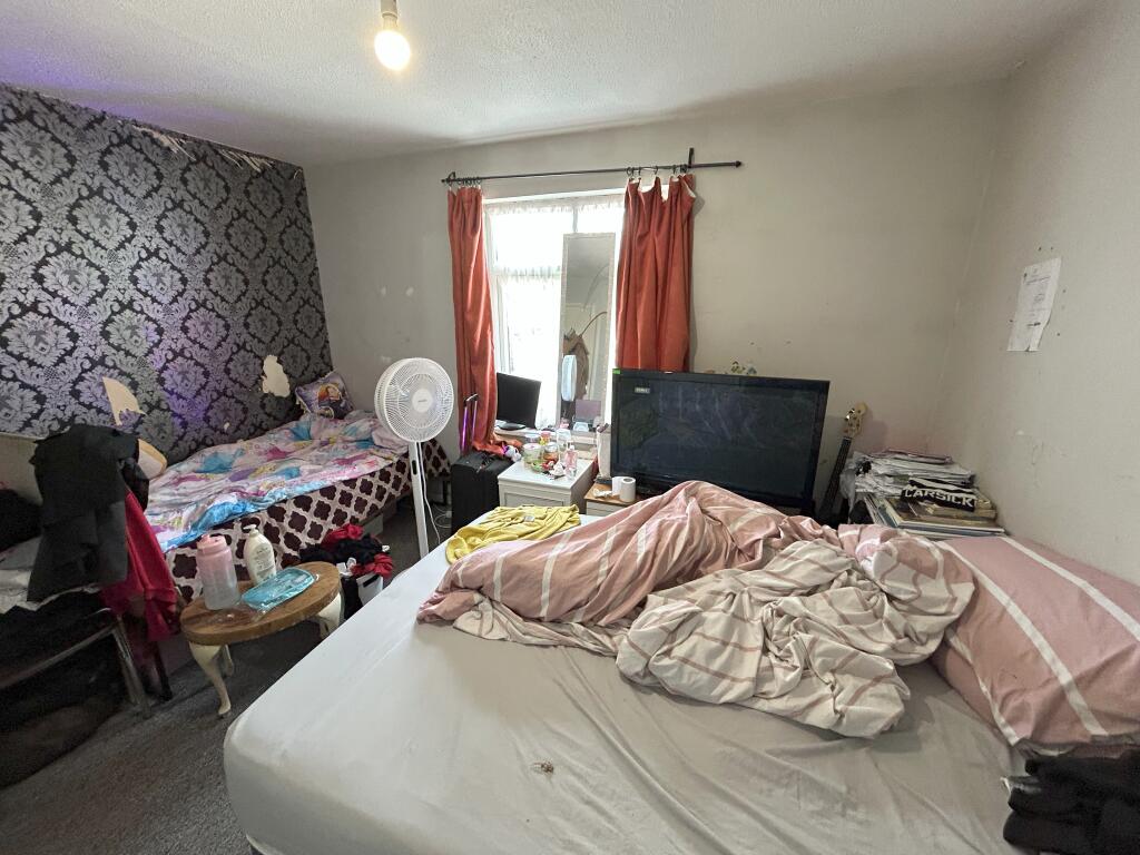 Bedroom 3 T202505011208.jpeg