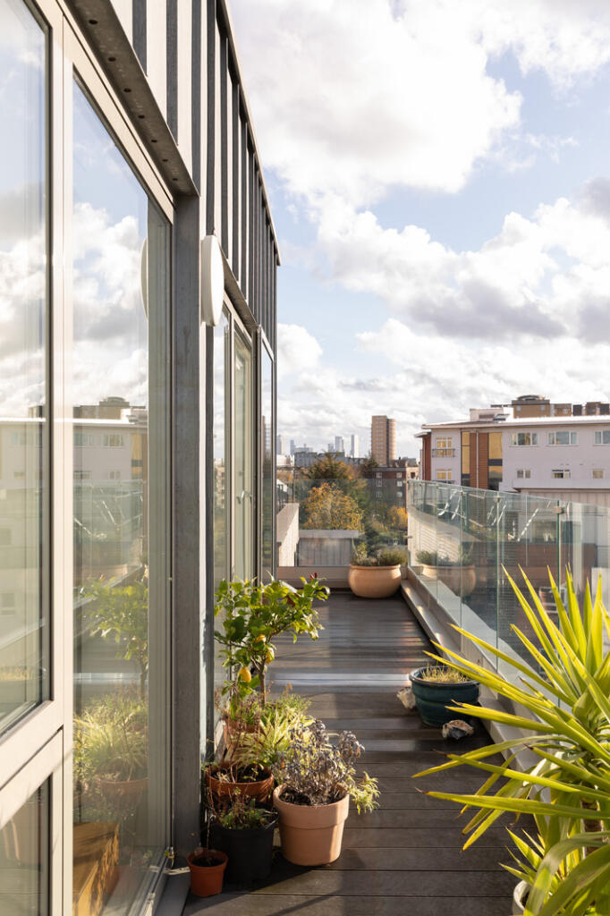 323039 - RF-SPURSTOWE-TERRACE-22.jpg