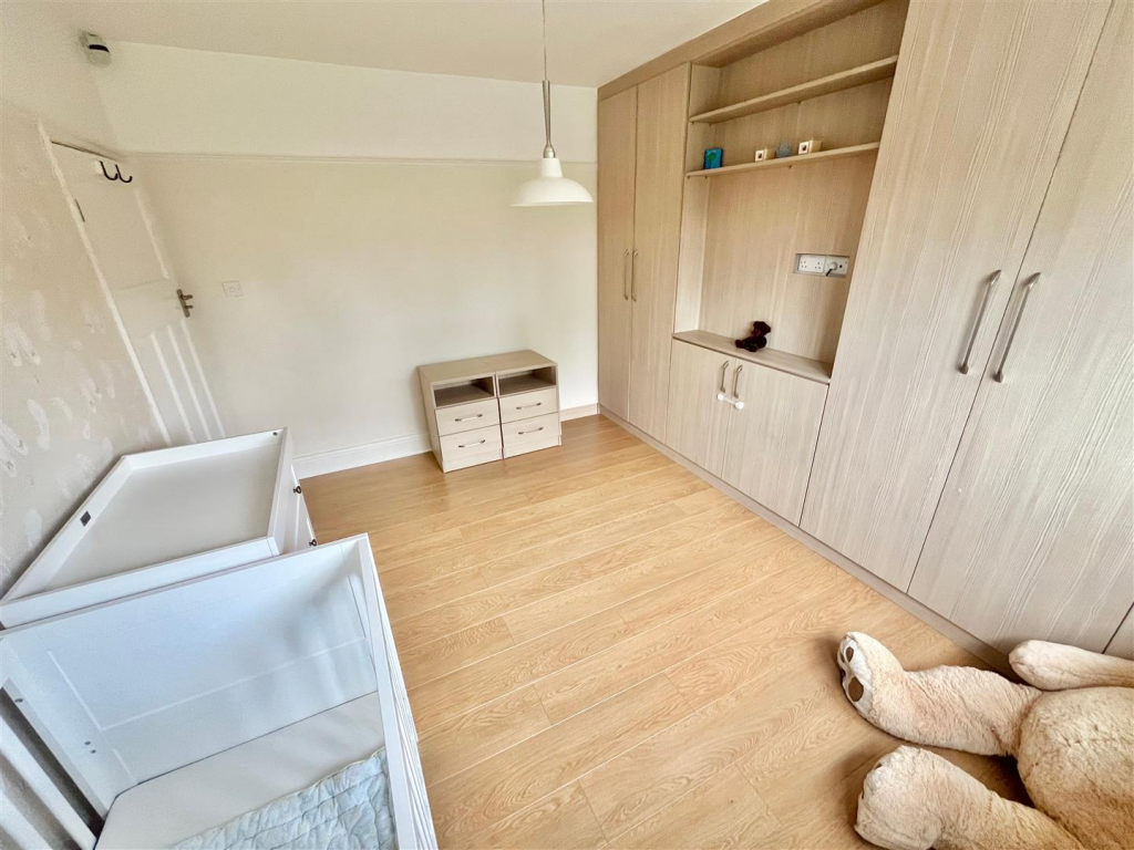 Bedroom 2 Aspect 2