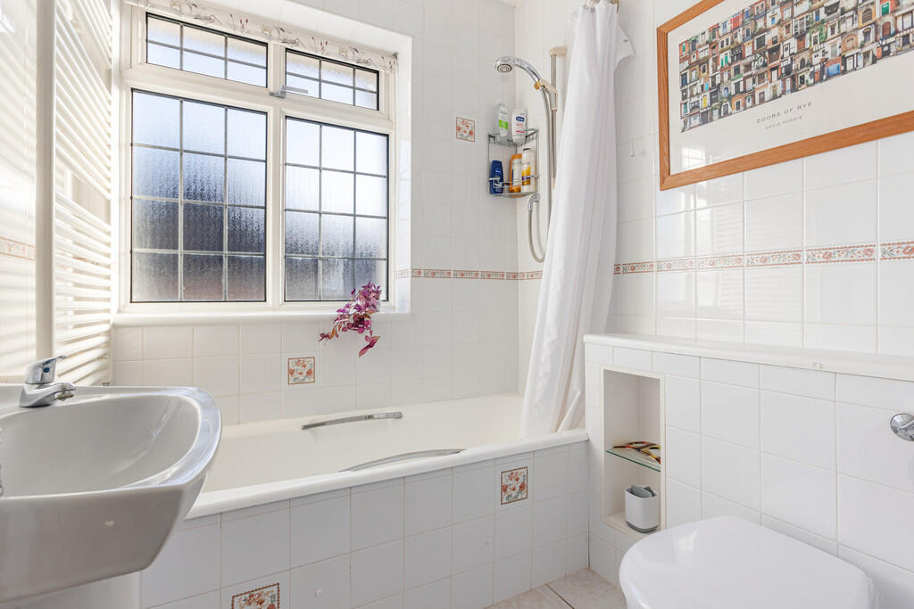 A27 - 7 Maryfield...