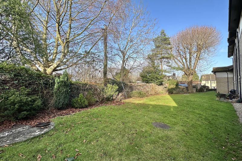 Communal Gardens to Rear