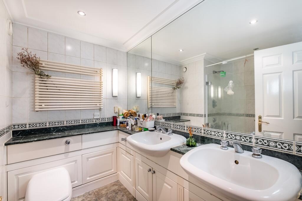 Principal Ensuite