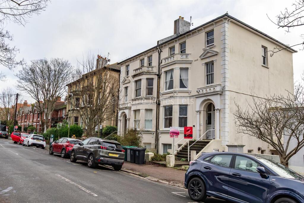 18770763 External(1).jpg