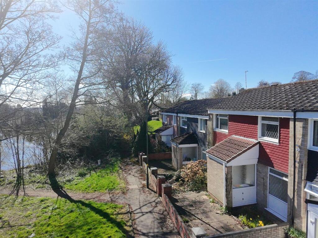 WhatsApp Image 2025-