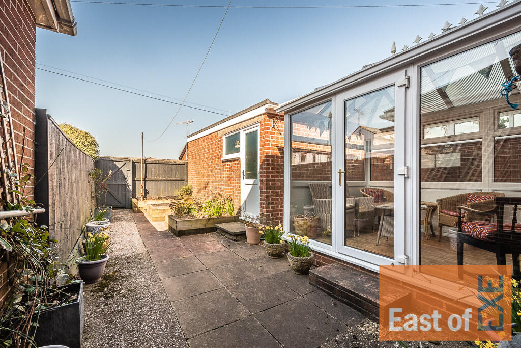 Majorfield Road -...