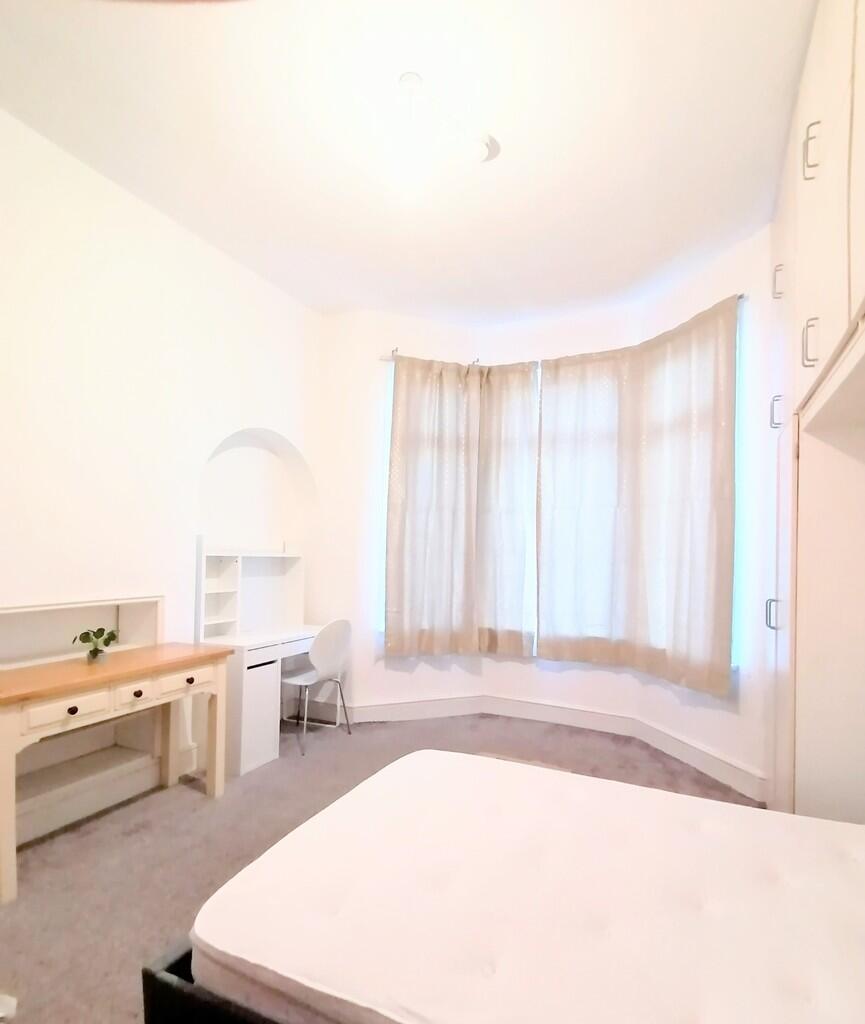 _room 1