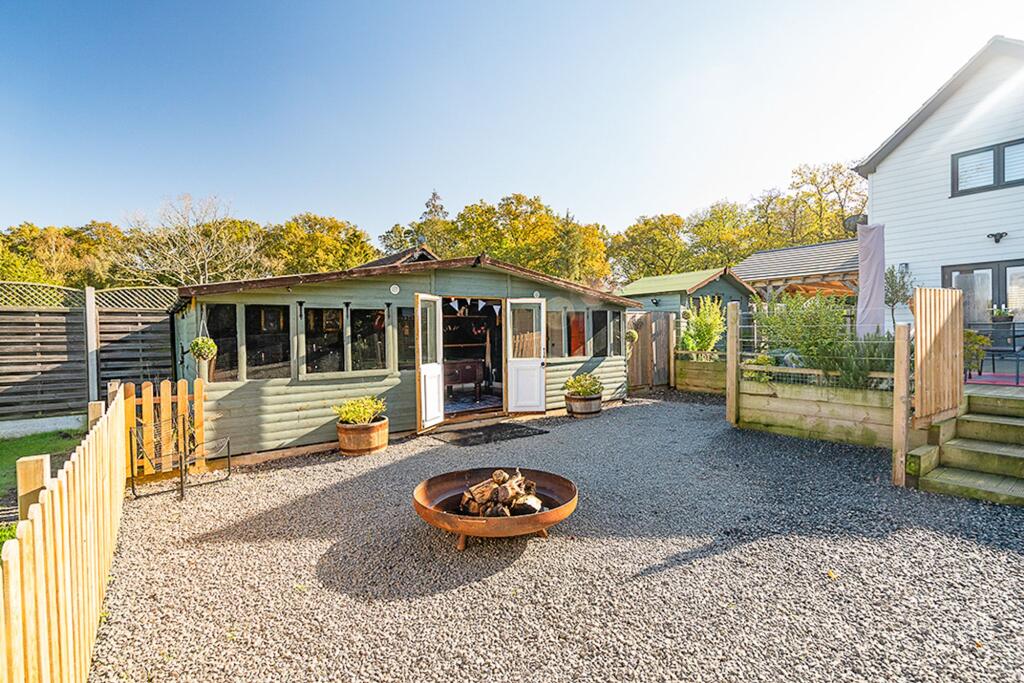 Outbuilding
