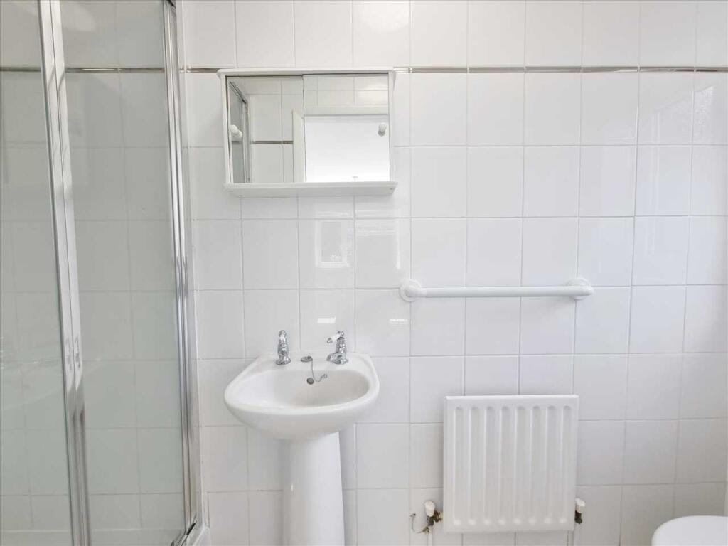Ensuite: