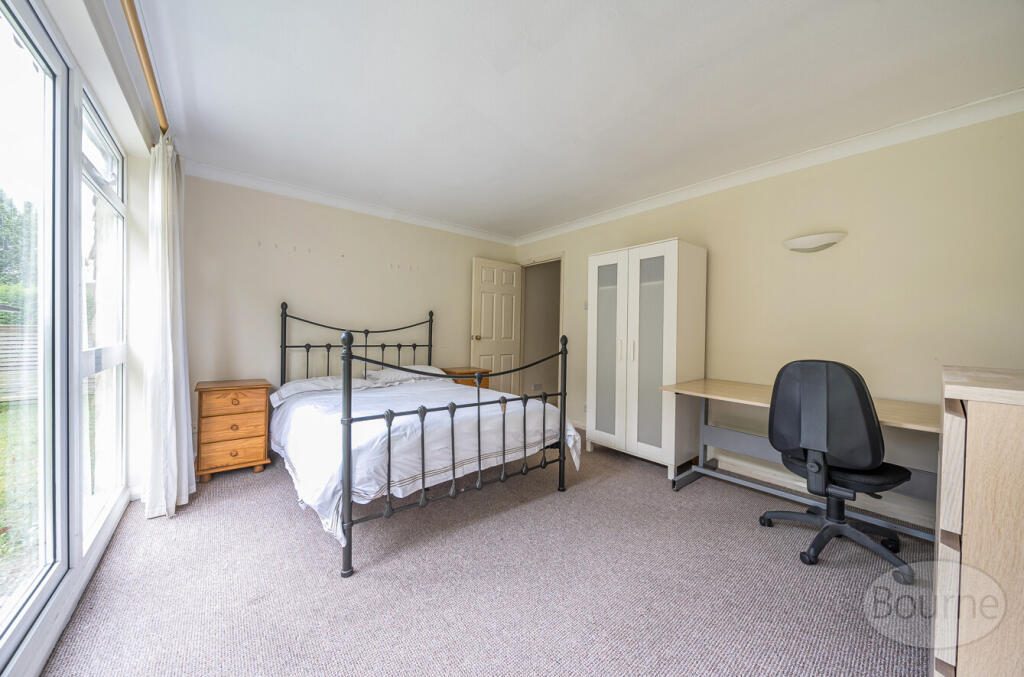 6911f2f1-dc01-4b9...