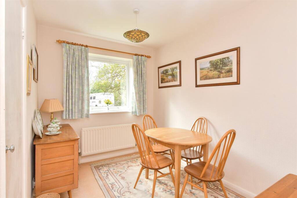 Bedroom /Dining Room