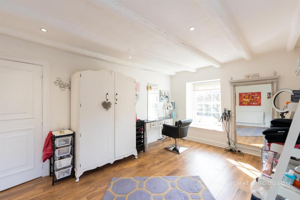 59 Front Street Whitburn-49.jpg