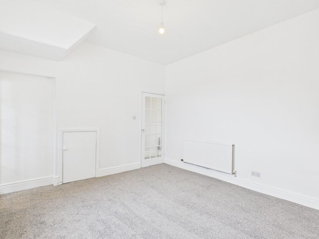 CAM01835G0-PR0317...