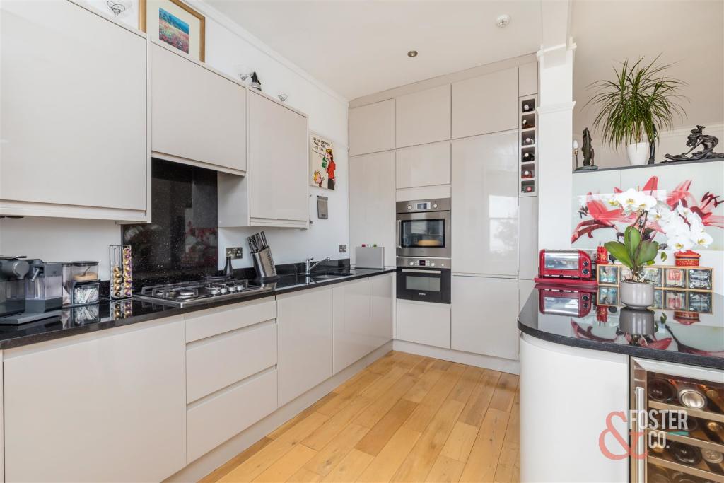 Palmeria Avenue, Mansions, Flat 7-12.JPG