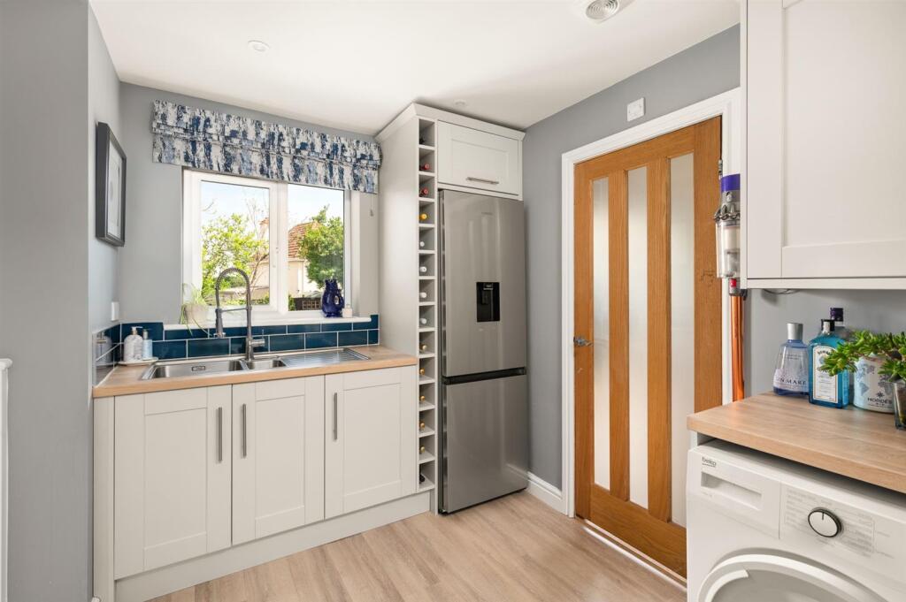 Utility laundry room