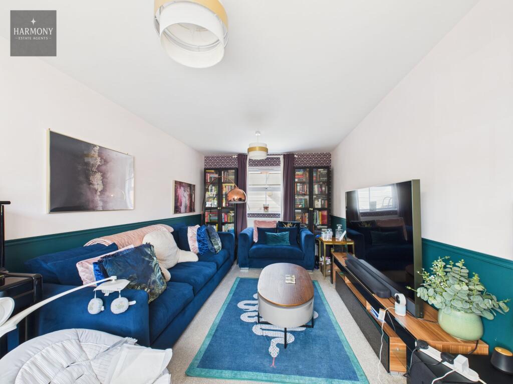 Living Room, Ground Floor