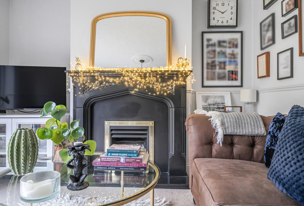 1382279-14-69246d...