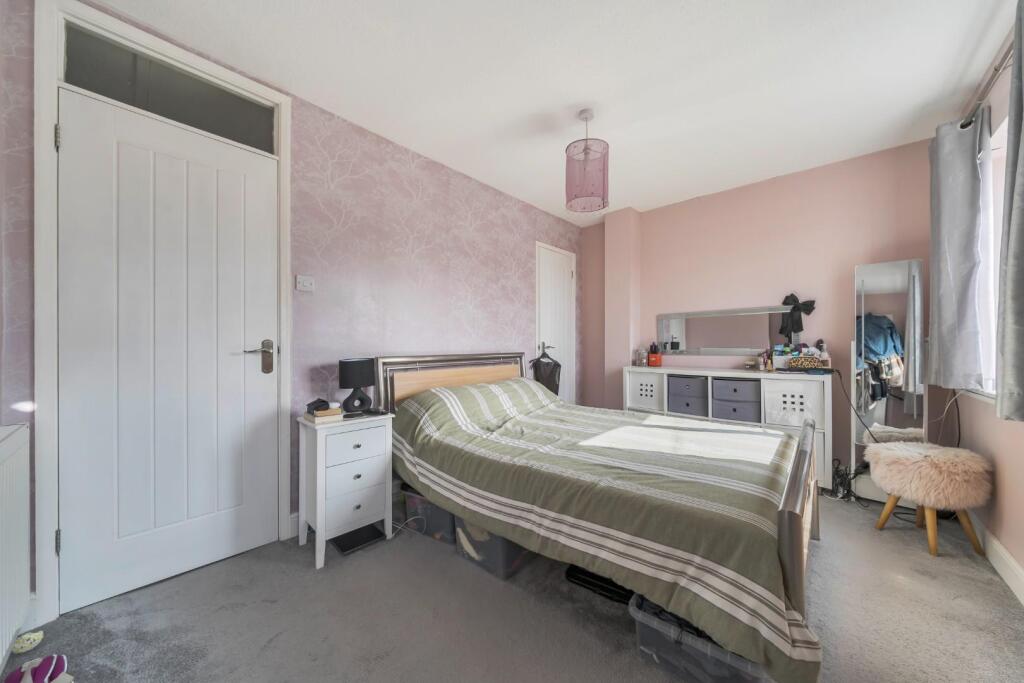 Bedroom 1 corner.jpg