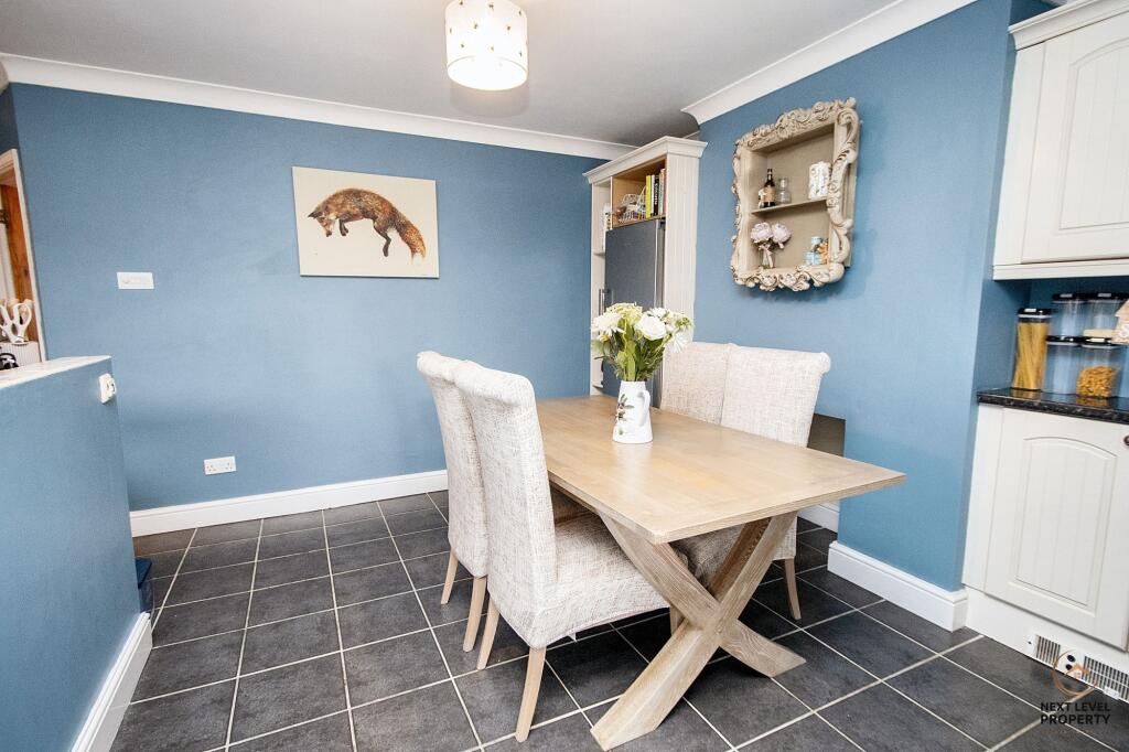 Kitchen &amp; Dining Area