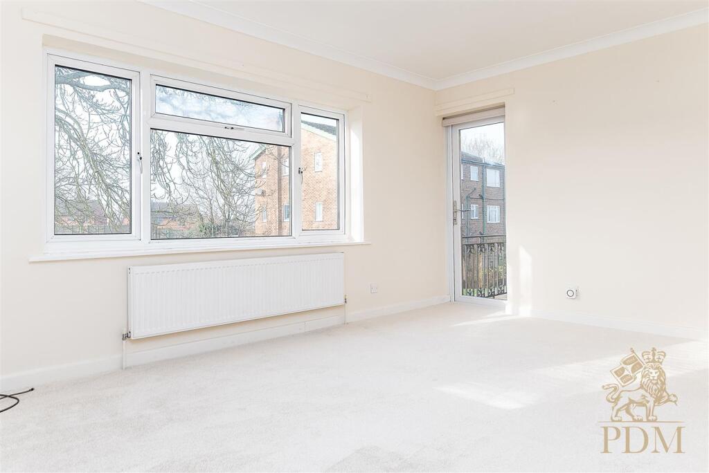 17 Willow Court West Bridgford Nottingham NG2 7HP