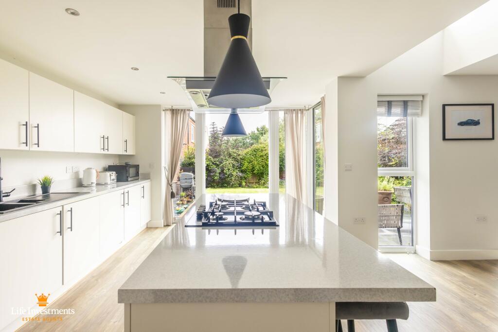 Kitchen-Family Room