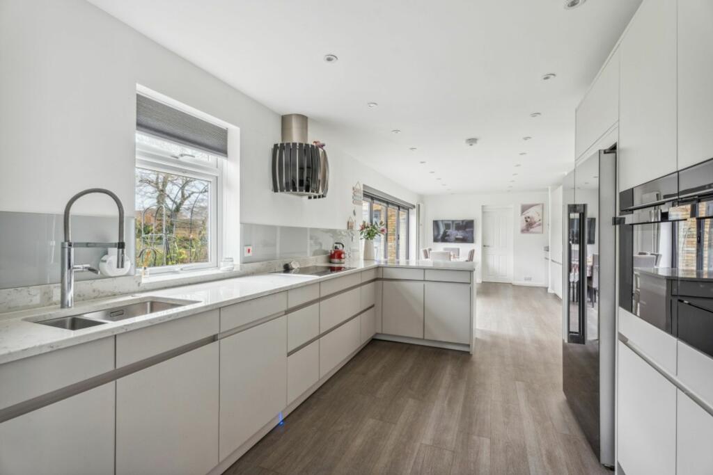 Main kitchen