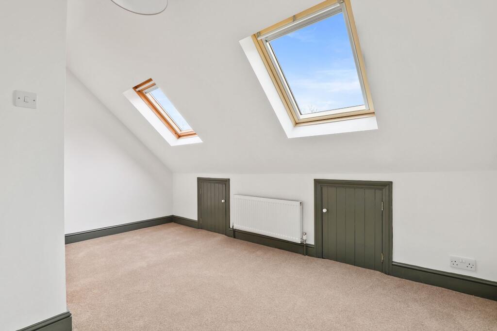 4 bed 1.JPG