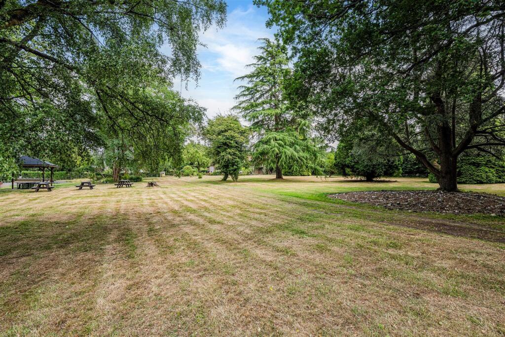 SPINNEY COTTAGE FLAT  (6).jpg