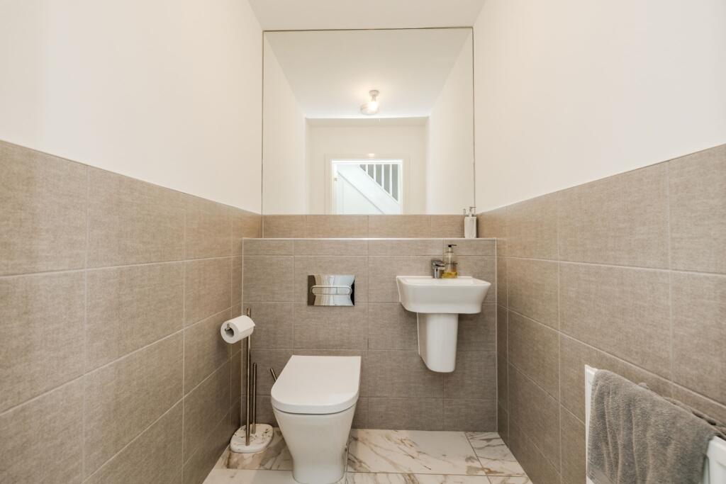 2KnollPlaceMedburnNE200EL-22