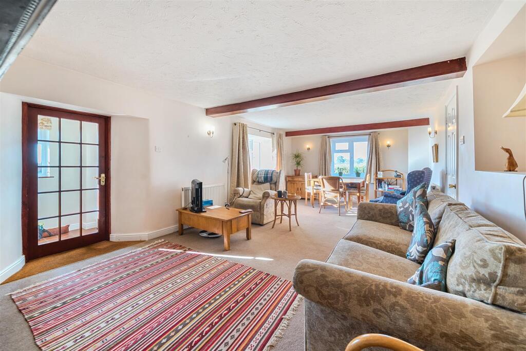 Lacemakers Cottage, 1 Long Row, Wicken Road, Leckh