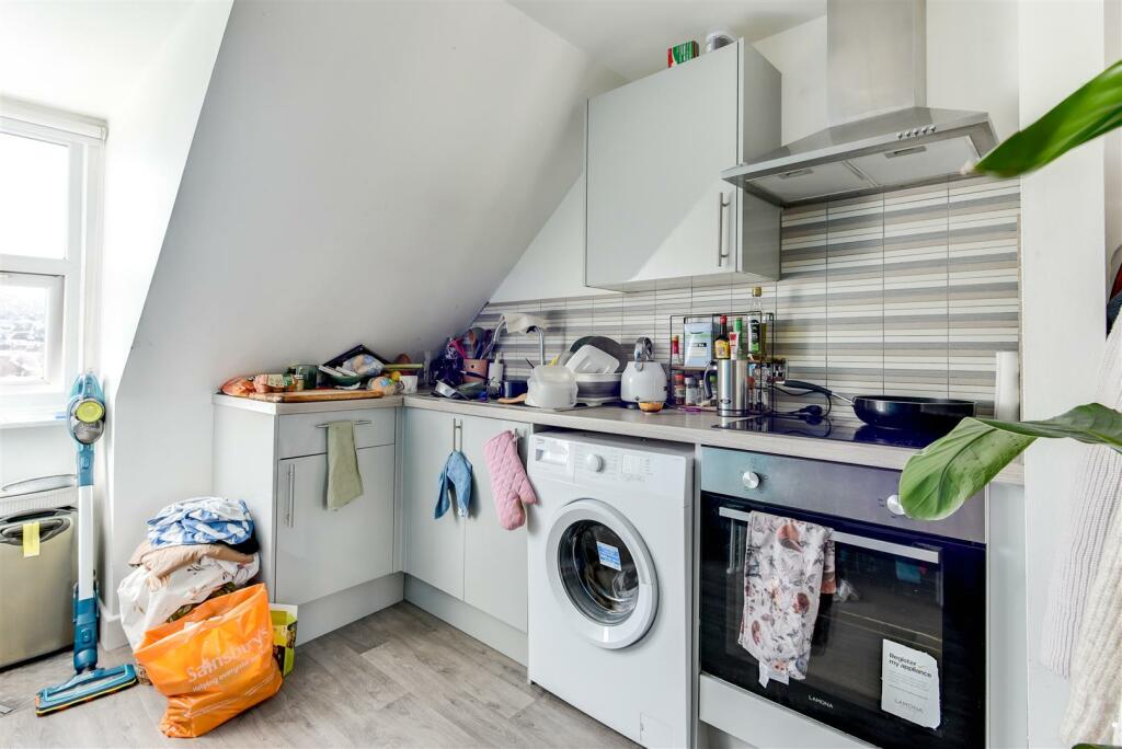 Flat 4-3.jpg