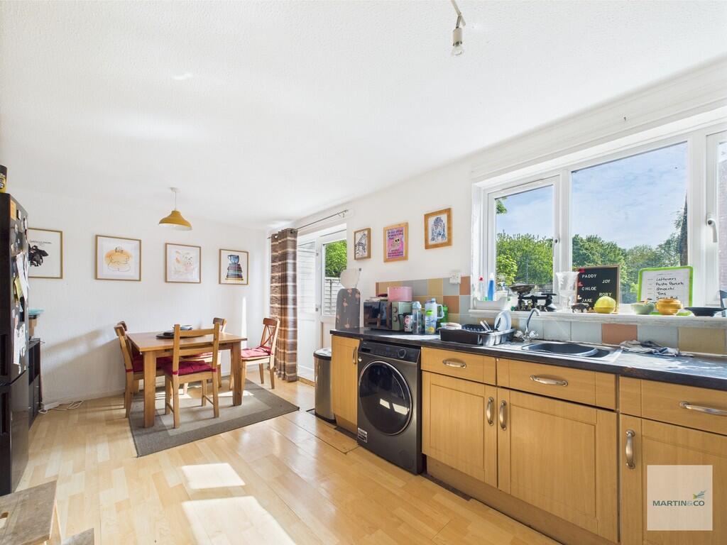 CAM03394G0-PR0290...