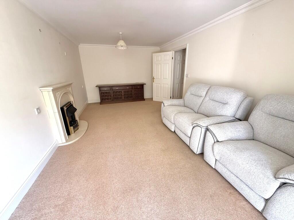 16 Pegasus Court ...