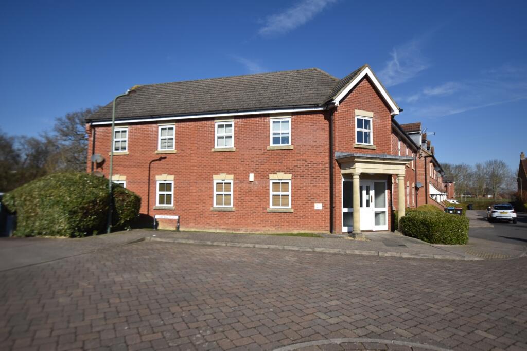 35 Kendall Place front