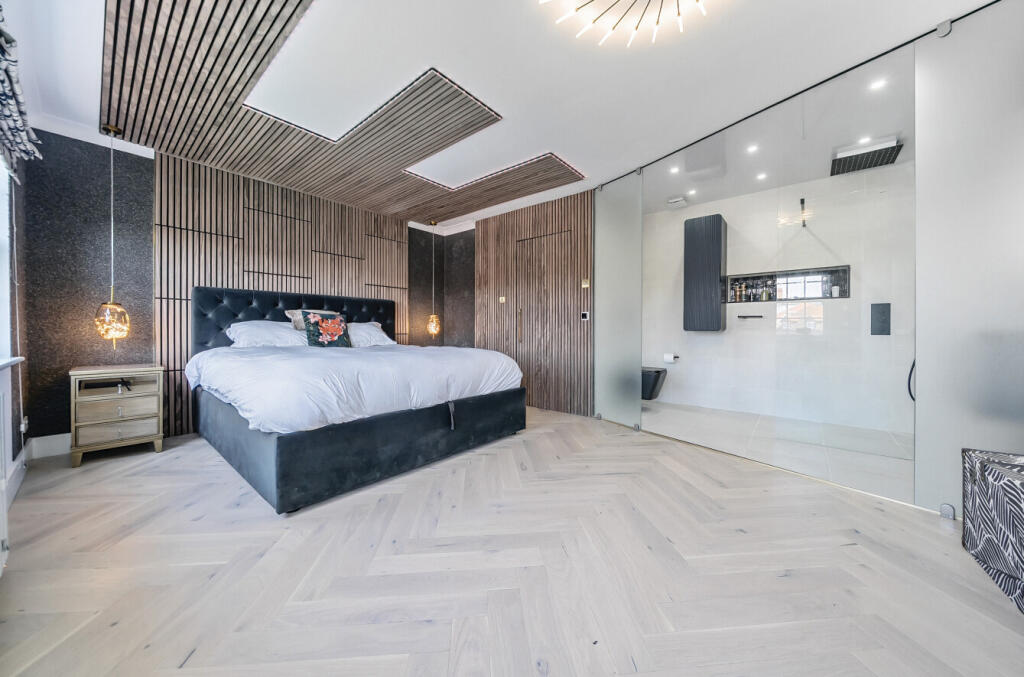 3-68235327abe88-1...