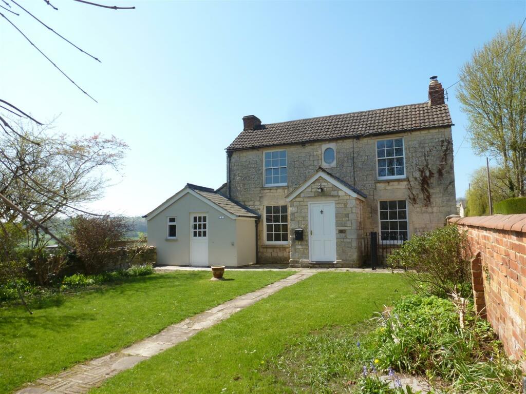 Edge Cottage 3.JPG