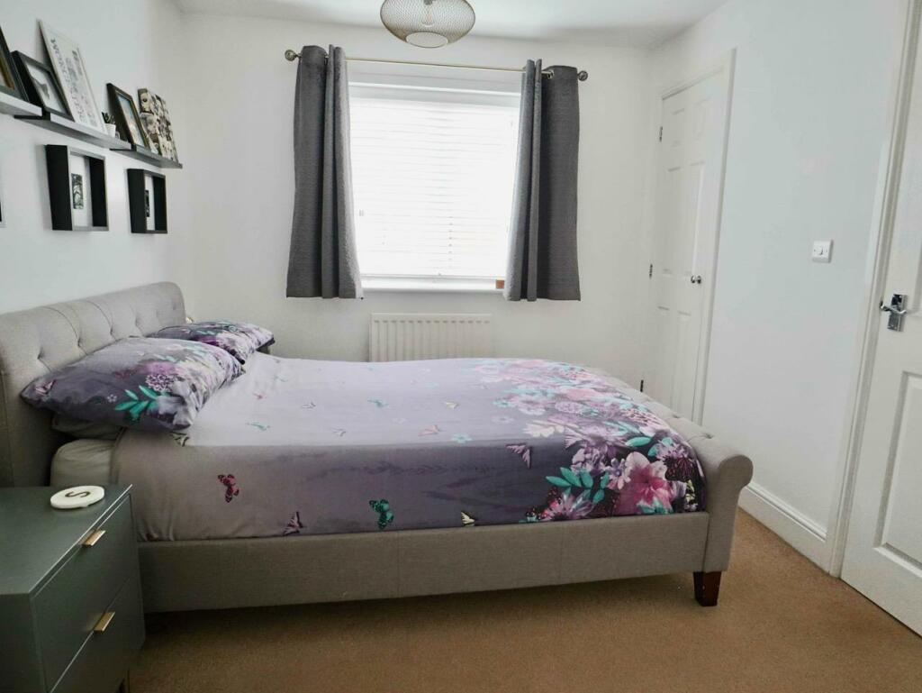 bed1a.jpg