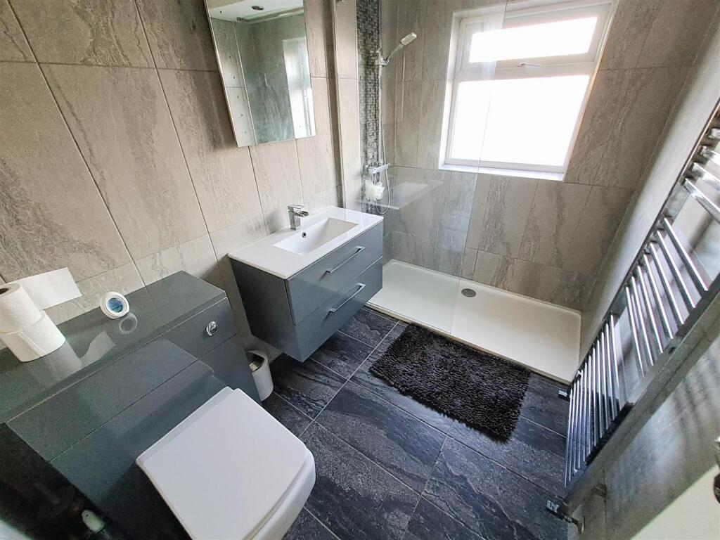 Re Fitted Shower Room