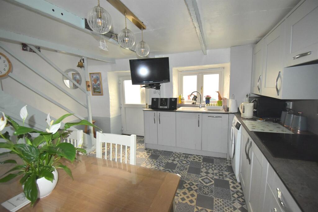 Fitted Dining Kitche