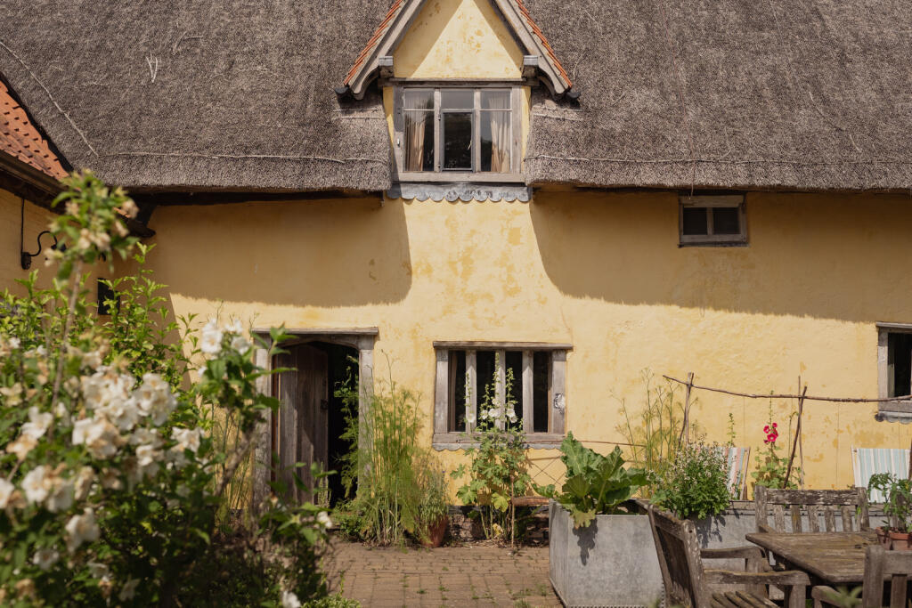 294351 - Tanyard Farmhouse, Great Ellingham-79.jpg