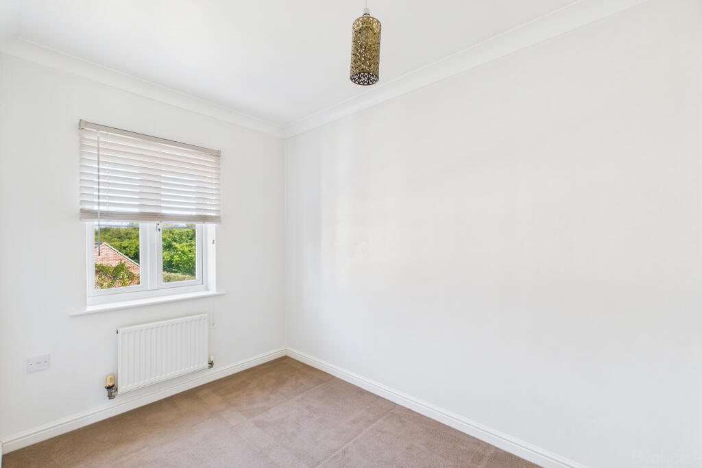 CAM05449G0-PR0019-STILL003